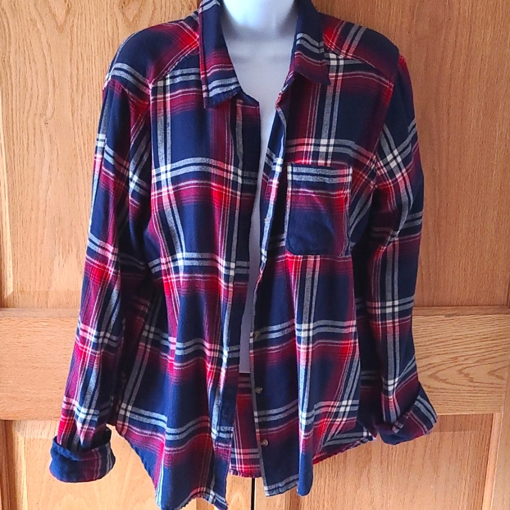 HOLLISTER SUPER SOFT FLANNEL SHIRT